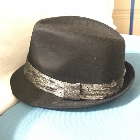 Hat - Picture 2 of 8